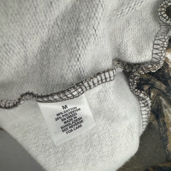 Magellan Outdoors Camo Hooded Jacket Size Medium. - Picture 11 of 11